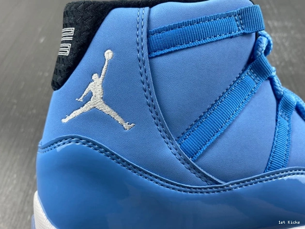1st Kicks (11 Gift Flight of Jordan 29) 717602-900 Ultimate 0821